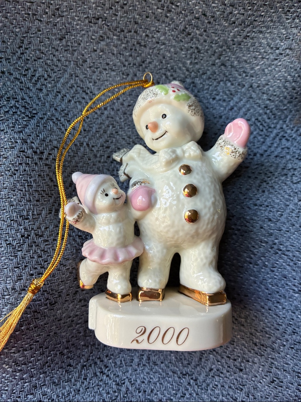 Lenox Christmas 2000 Ornament- Exclusive Edition- Skating Lesson